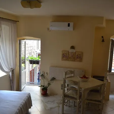 Apartment Sea Paradise Budva